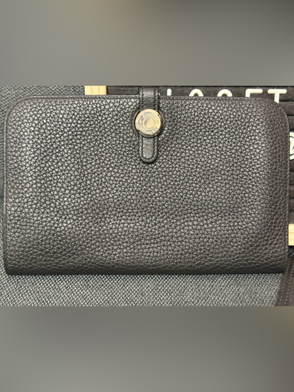 Hermes Dogon Wallet in blk Togo calfskin / Passport Holder